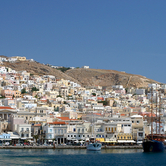 Πανοραμική άποψη Ερμούπολης και μέρος του λιμανιού