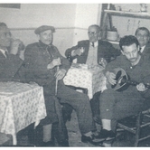 Ο Παπαρούνας