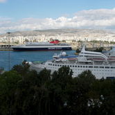 Φωτιά στο λιμάνι