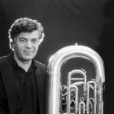 Ο δεξιοτέχνης της τούμπας Γιάννης Ζουγανέλης στην Πάτρα